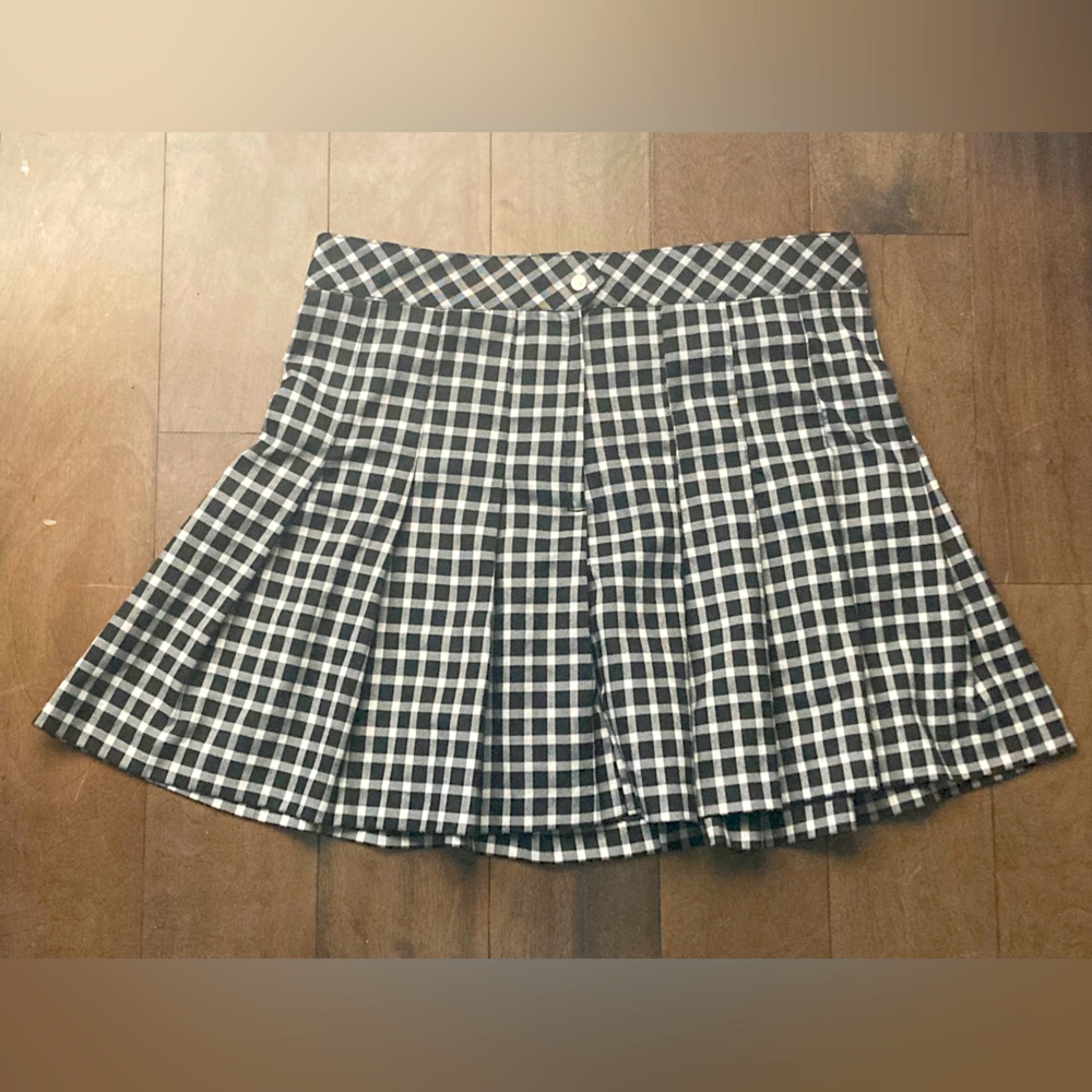 H&M 14 Black & White Plaid Skirt